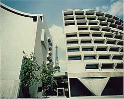 
Australian Embassy, Paris, France.
